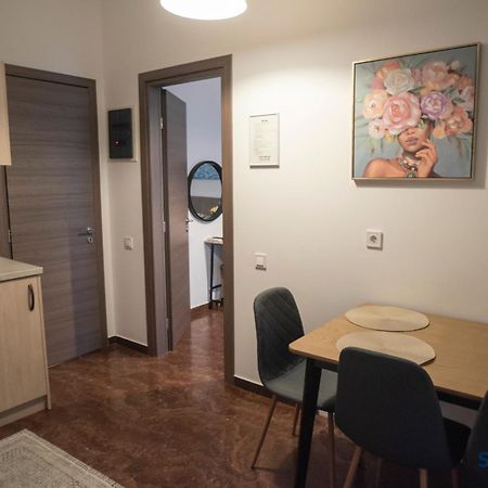 Explore Greece From Lovely City Centre Apartment Chalkida Exterior photo